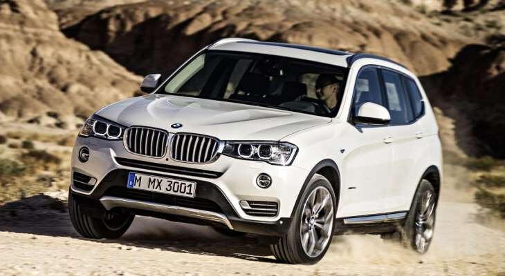 bmw x3 на дороге