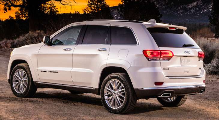 задние фары Grand Cherokee